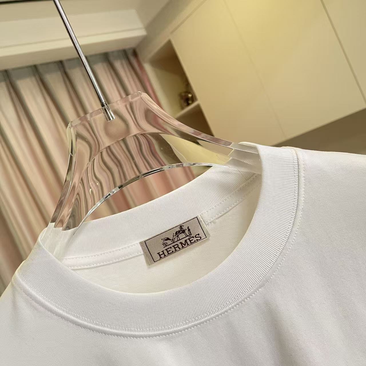 Hermès Herme*爱马仕2026夏季新款 个性logo绣花 定制面料300g 短袖T恤
