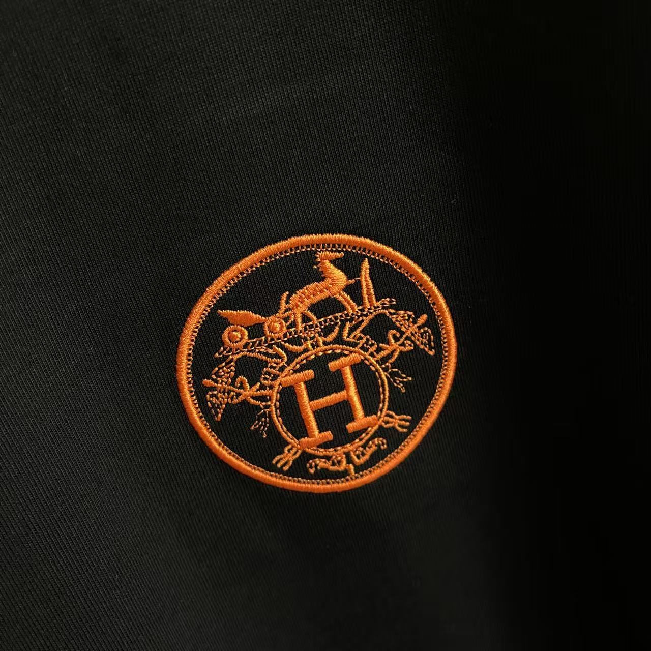 Hermès Herme*爱马仕2026夏季新款 个性logo绣花 定制面料300g 短袖T恤