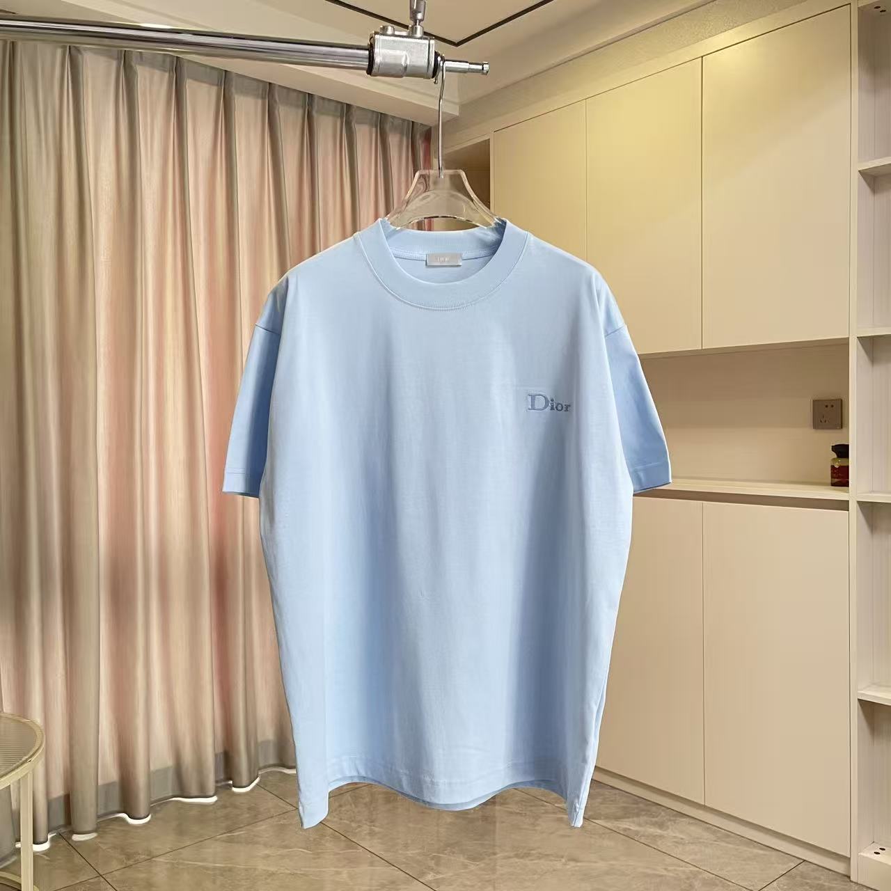 Dior Dio 迪奥2026夏季新款 个性字母logo绣花 短袖T恤 定制面料300g