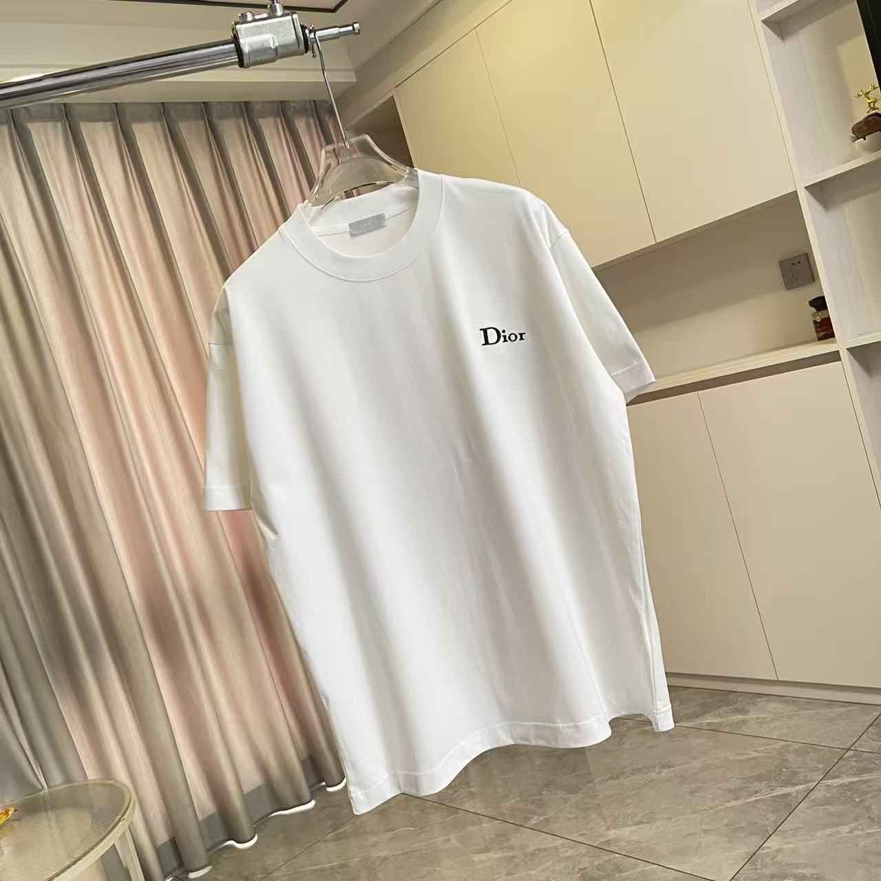 Dior Dio 迪奥2026夏季新款 个性字母logo绣花 短袖T恤 定制面料300g