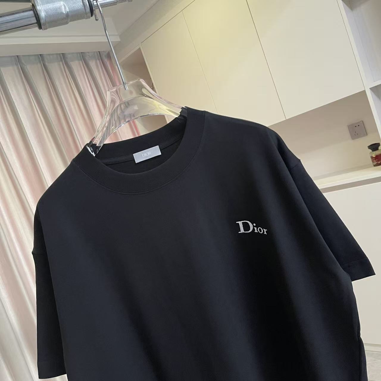 Dior Dio 迪奥2026夏季新款 个性字母logo绣花 短袖T恤 定制面料300g