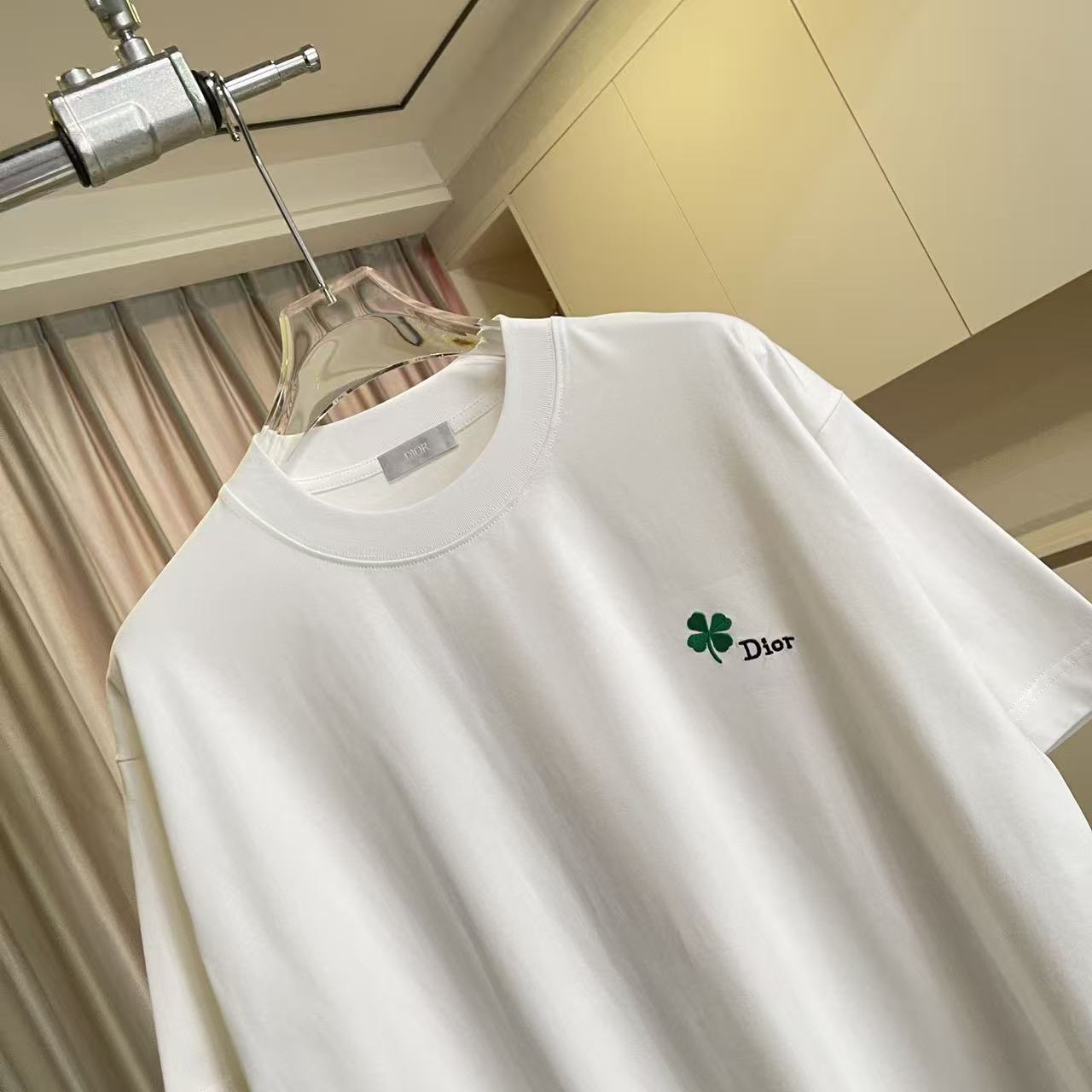 Dior Dio 迪奥2026夏季新款 个性字母logo绣花 短袖T恤 定制面料300g
