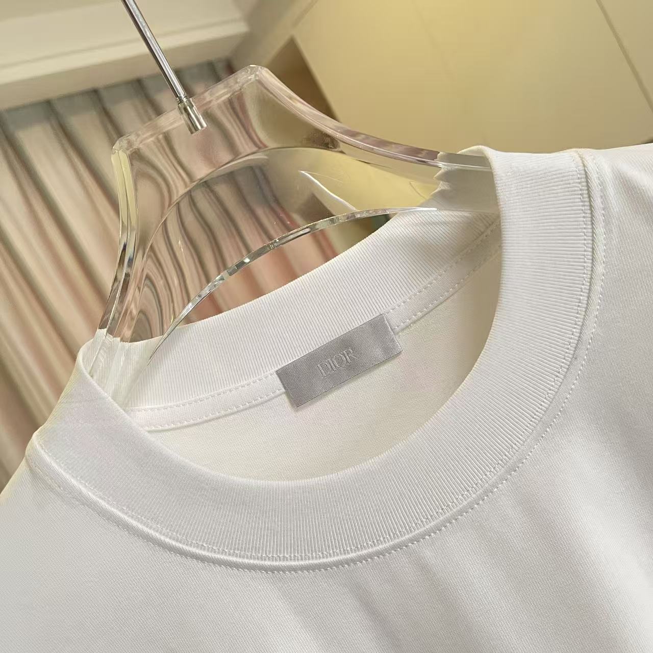 Dior Dio 迪奥2026夏季新款 个性字母logo绣花 短袖T恤 定制面料300g