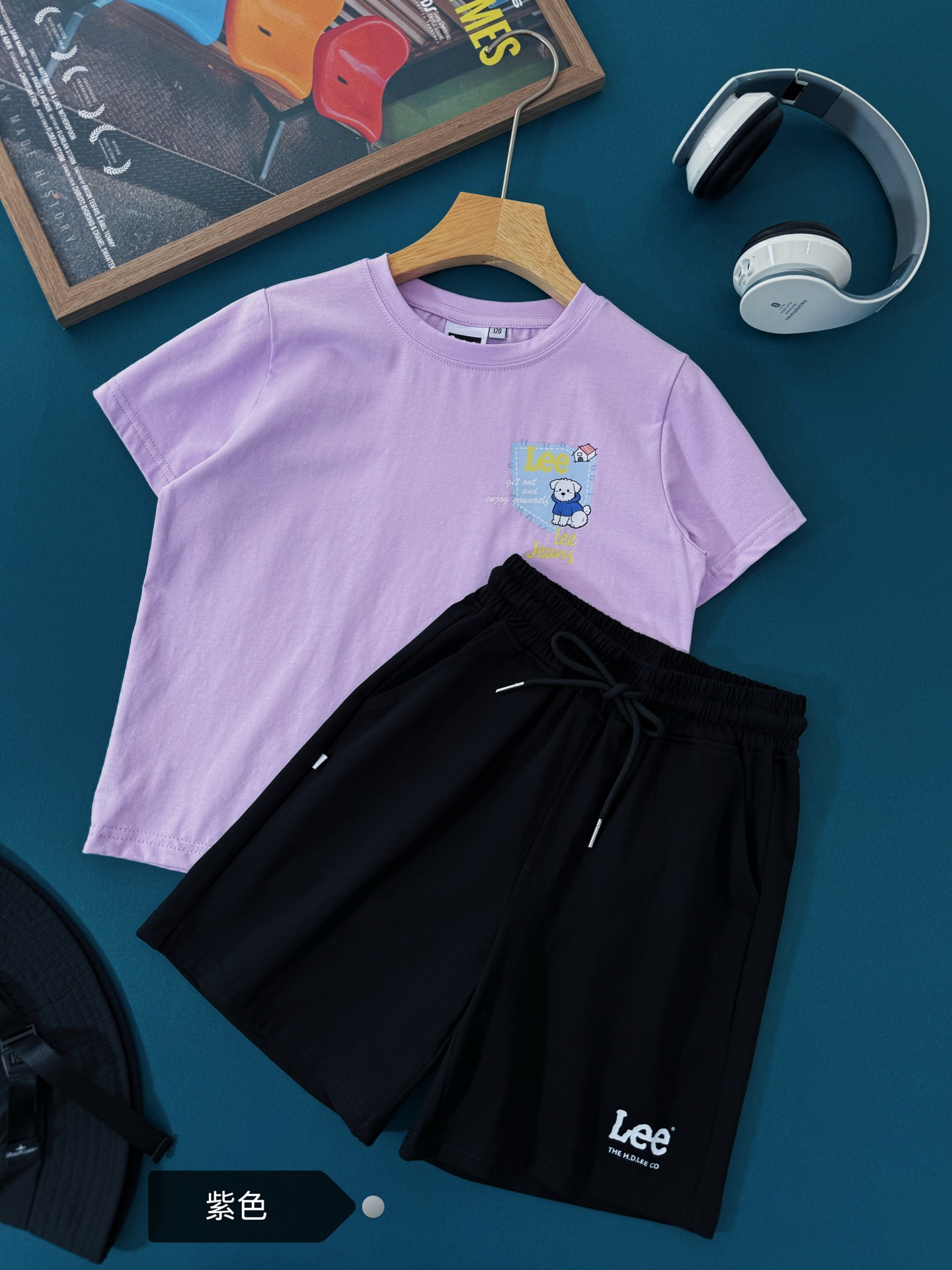 105@una 120-180 - "Clásico Negro": ¡Imprescindible para niños a la moda! Resistente a la suciedad y versátil, se ve gen…