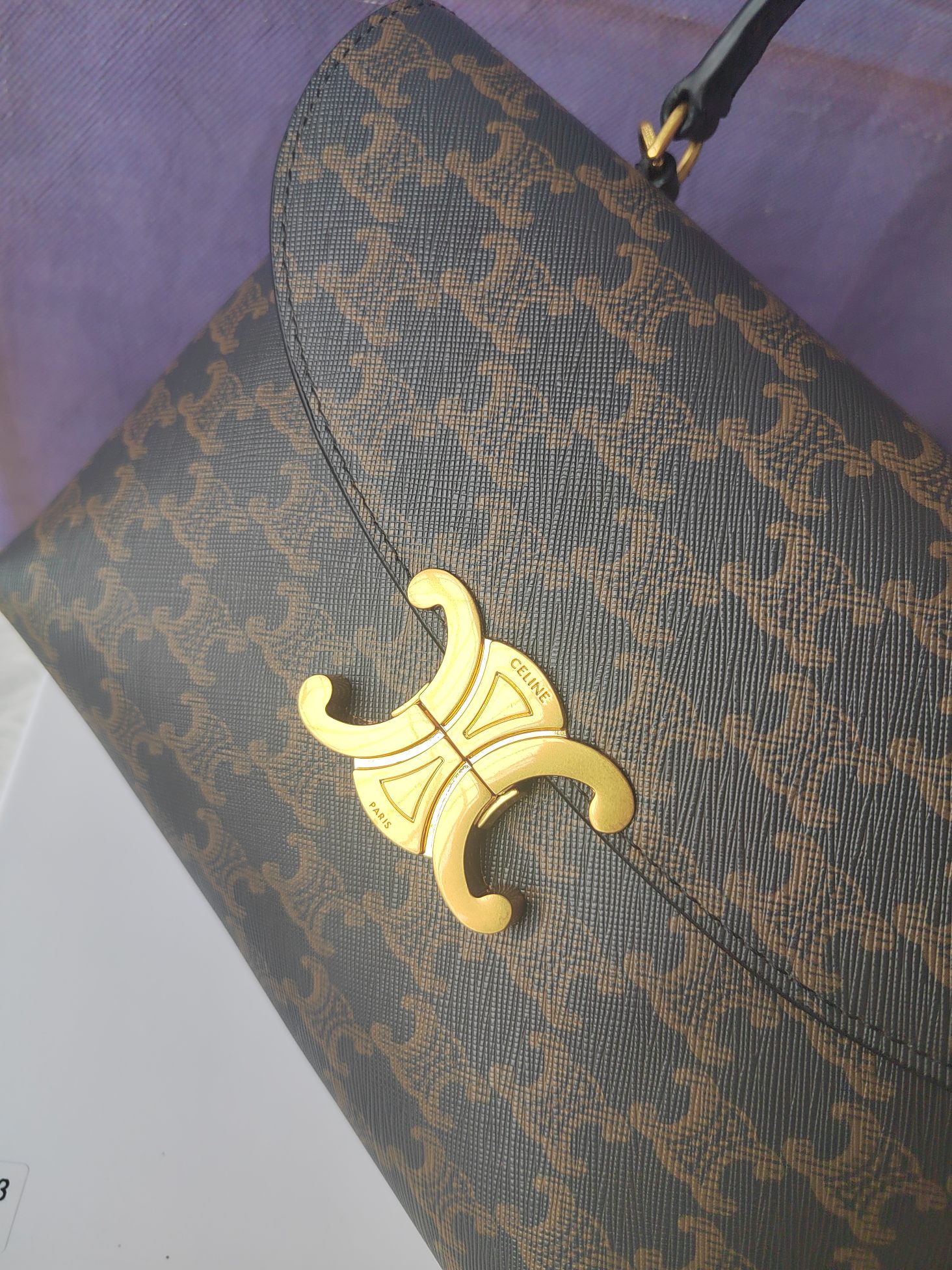 NINO 中号柔软牛皮手袋 - 手提・肩背・斜挎対応