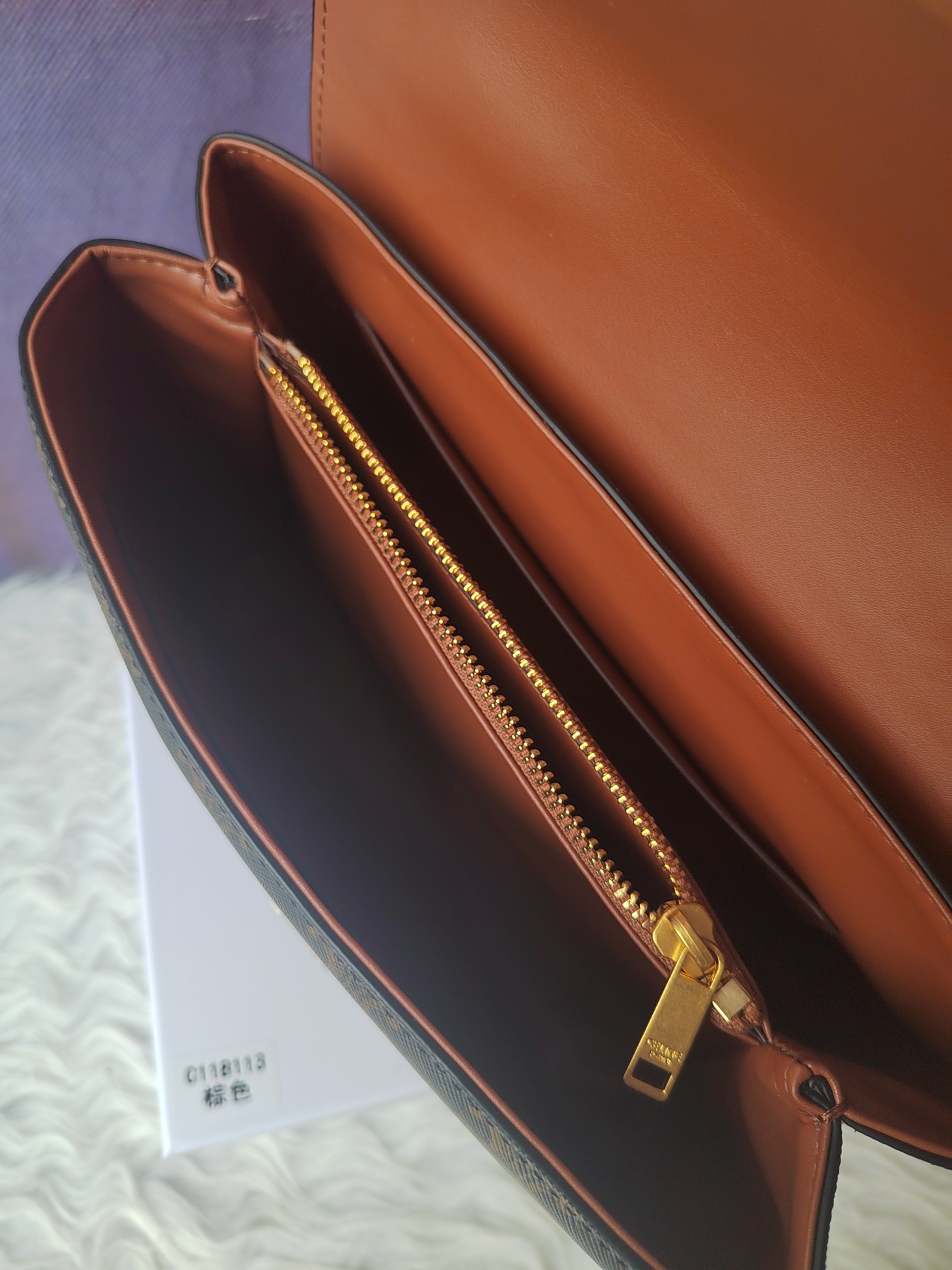 NINO 中号柔软牛皮手袋 - 手提・肩背・斜挎対応