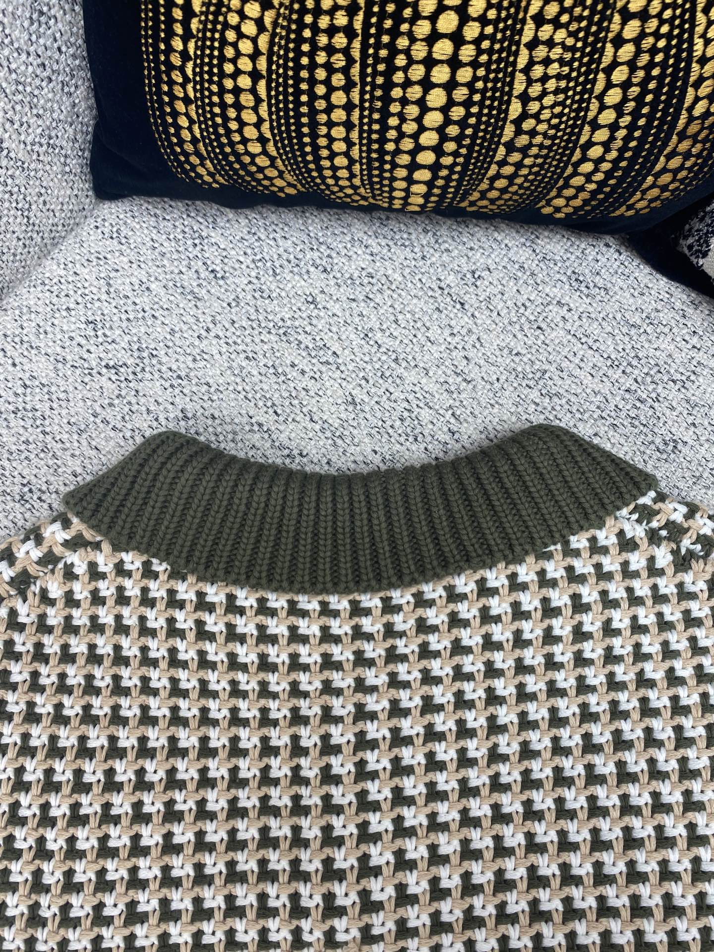 Louis Vuitton 25SS Color Block Jacquard Knit Short Sleeve Polo Shirt 9 i1757325473614 769 0 9