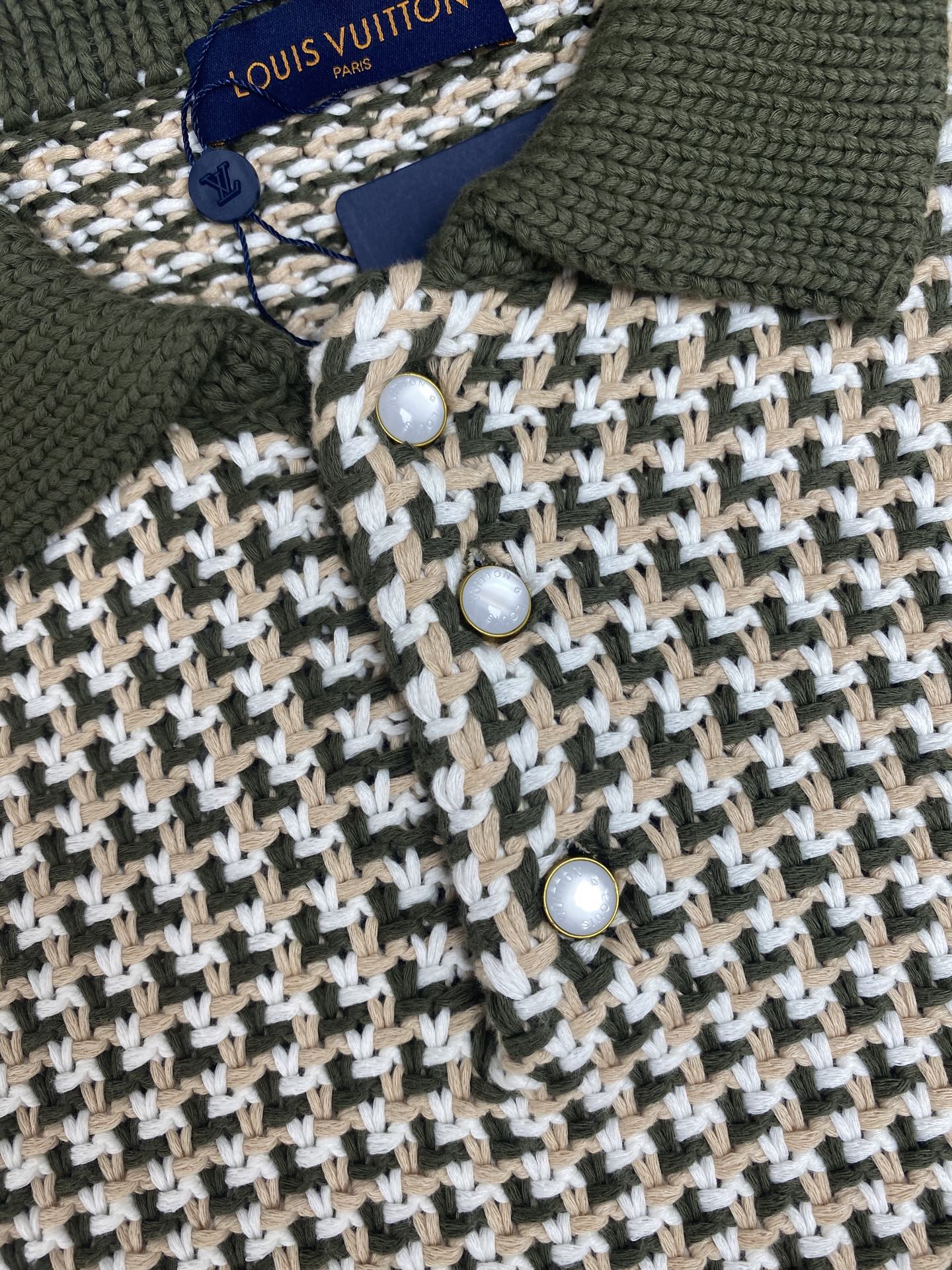 Louis Vuitton 25SS Color Block Jacquard Knit Short Sleeve Polo Shirt 4 i1757325473646 2302 0 7