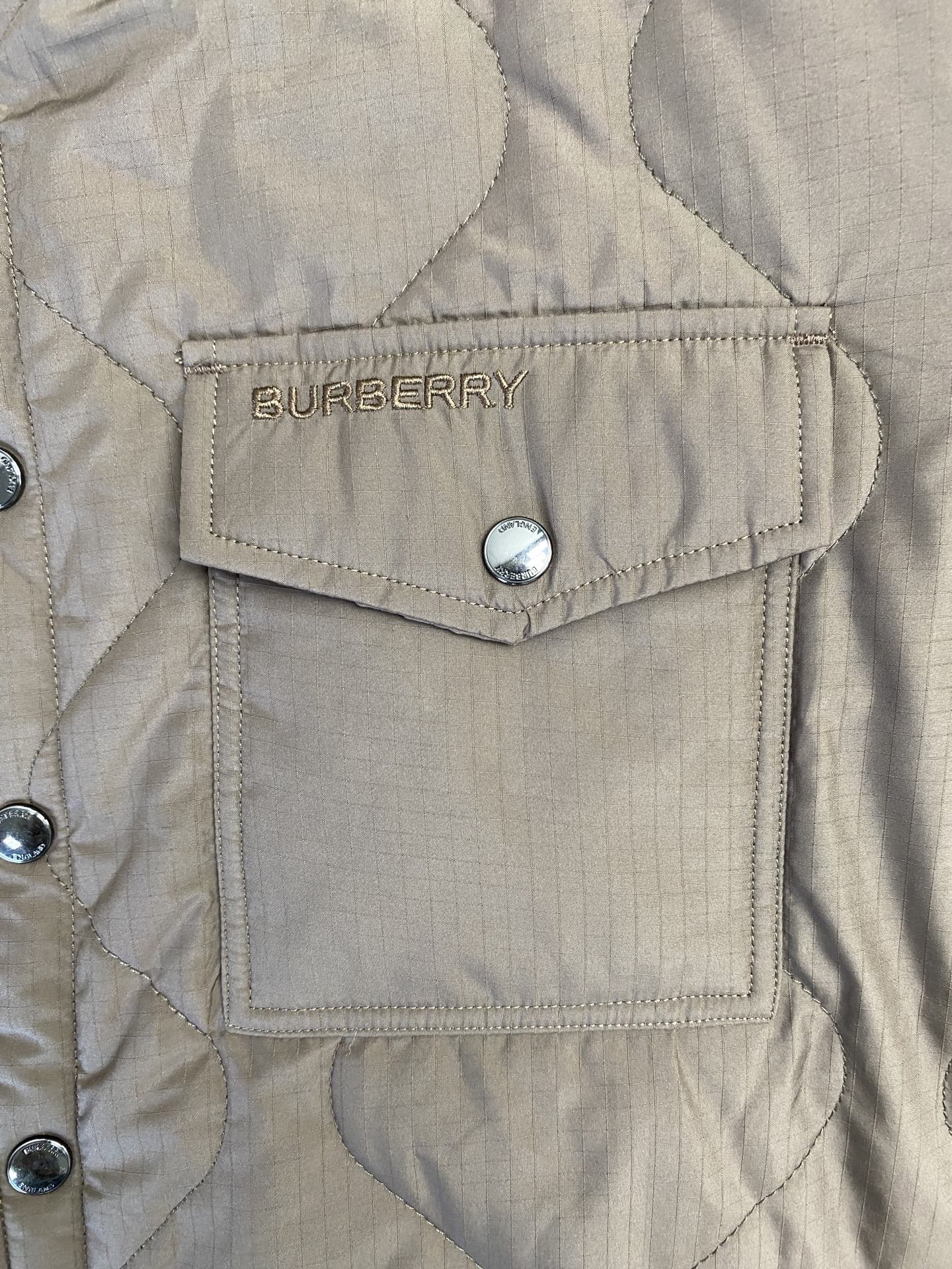Burberry Quilted Reversible Check Shirt Jacket 8 i1758621474661 8981 0 6