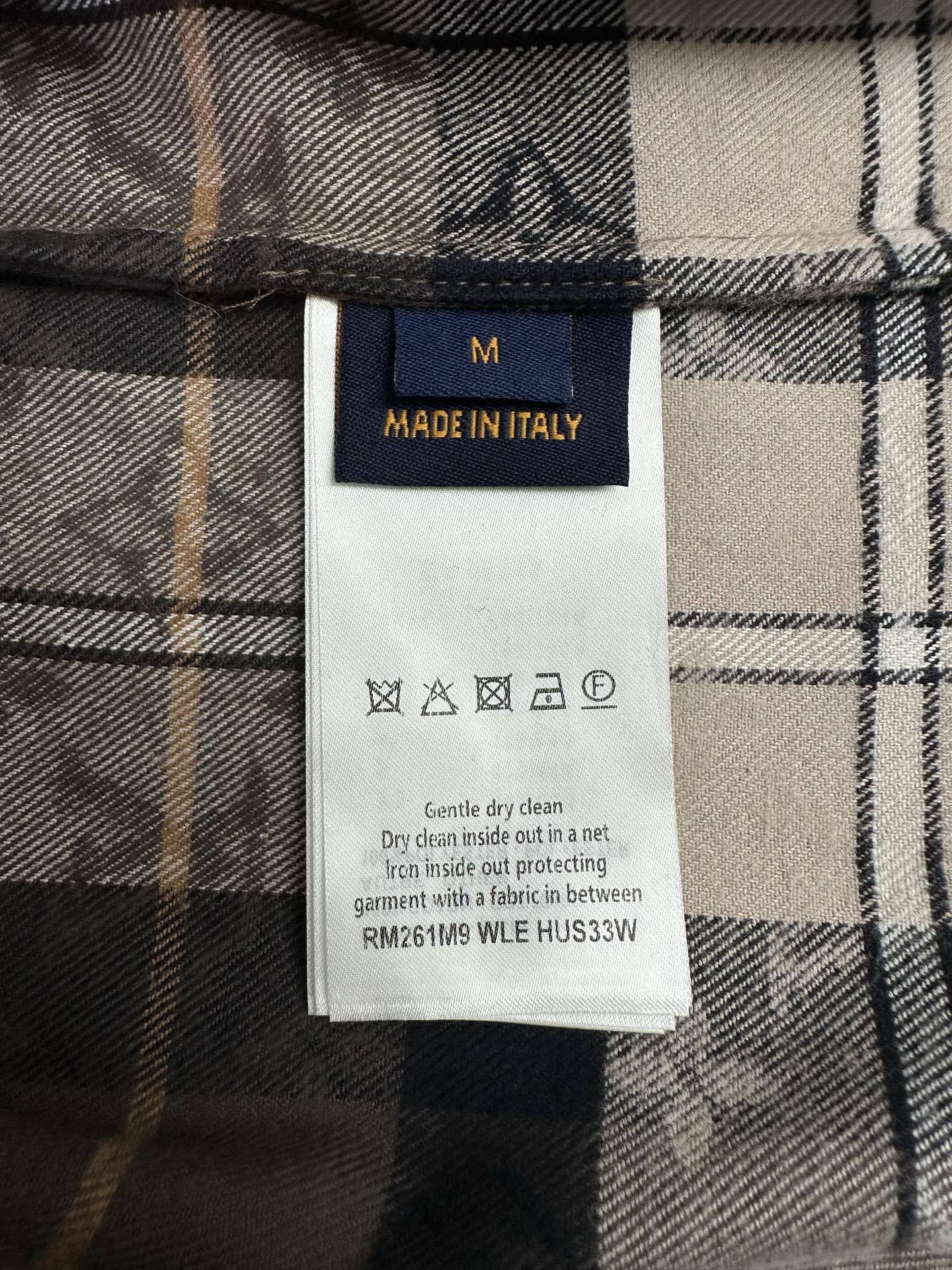Louis Vuitton Monogram Flannel Long Sleeve Polo Shirt - Autumn Hues 9 i1761278798485 7599 0 6