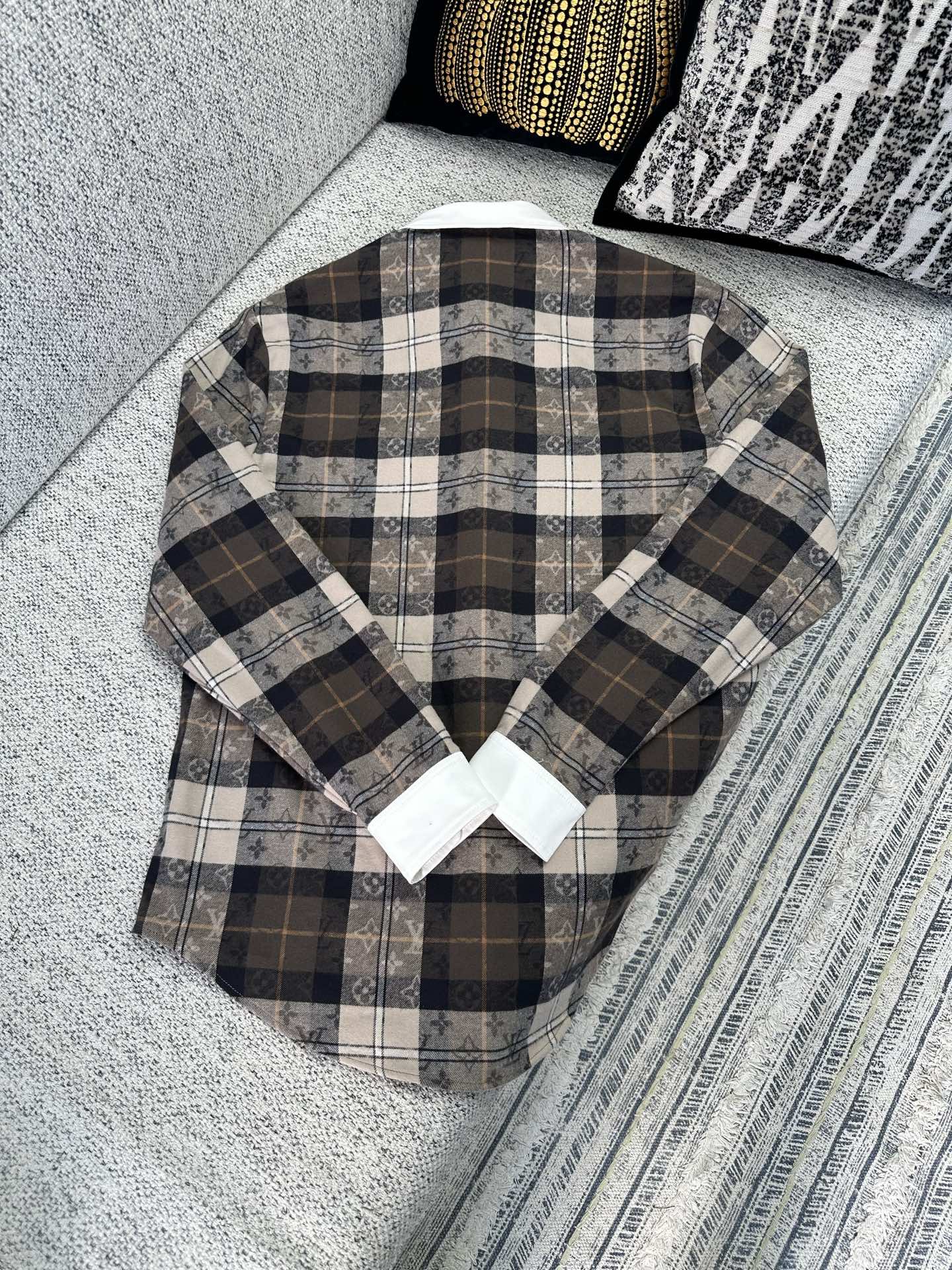 Louis Vuitton Monogram Flannel Long Sleeve Polo Shirt - Autumn Hues 3 i1761278799759 7015 0 7