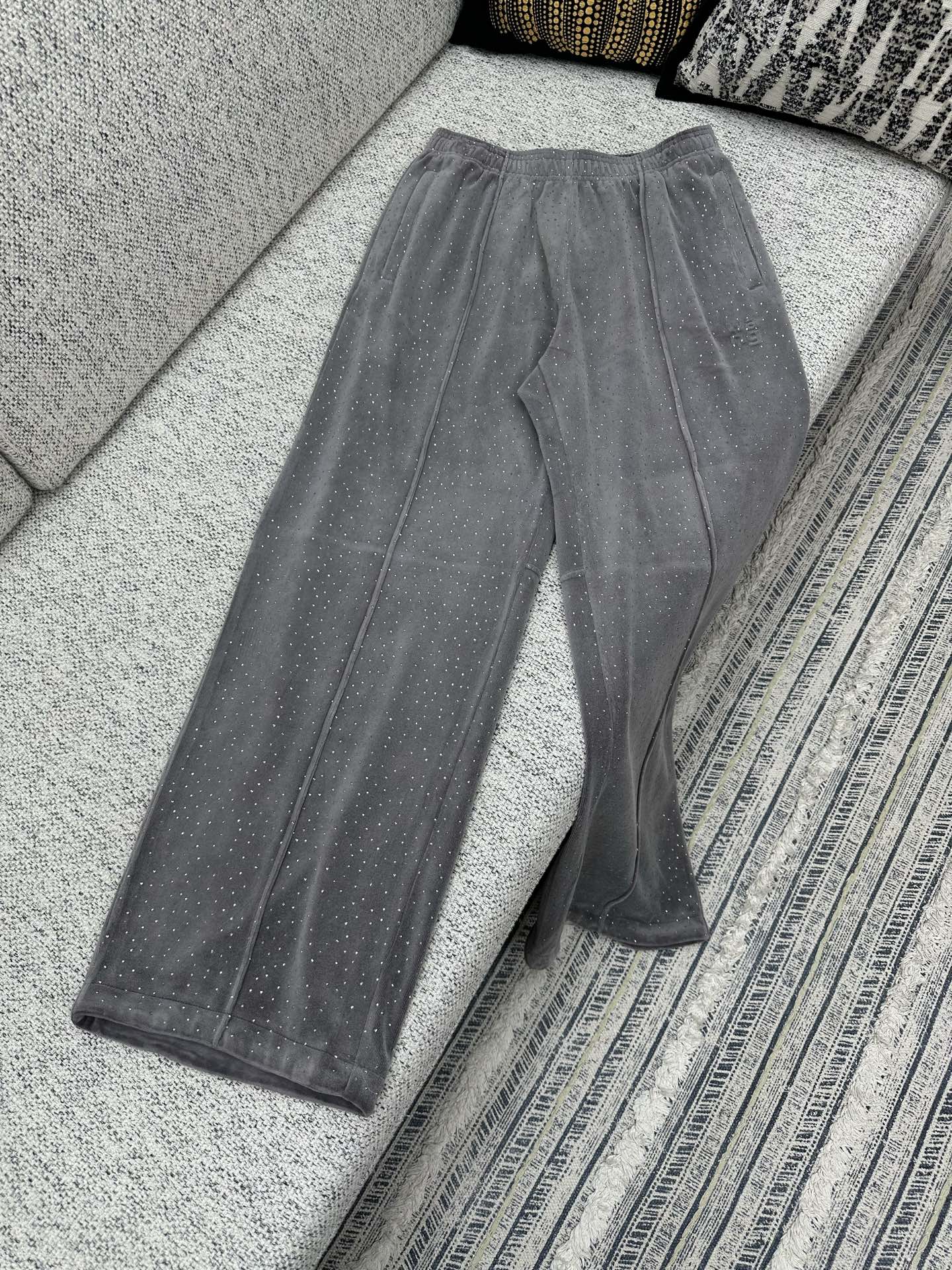 _dN59shEr2CduTWW_alIMGQnx-QETJd_WtE4WNoQ