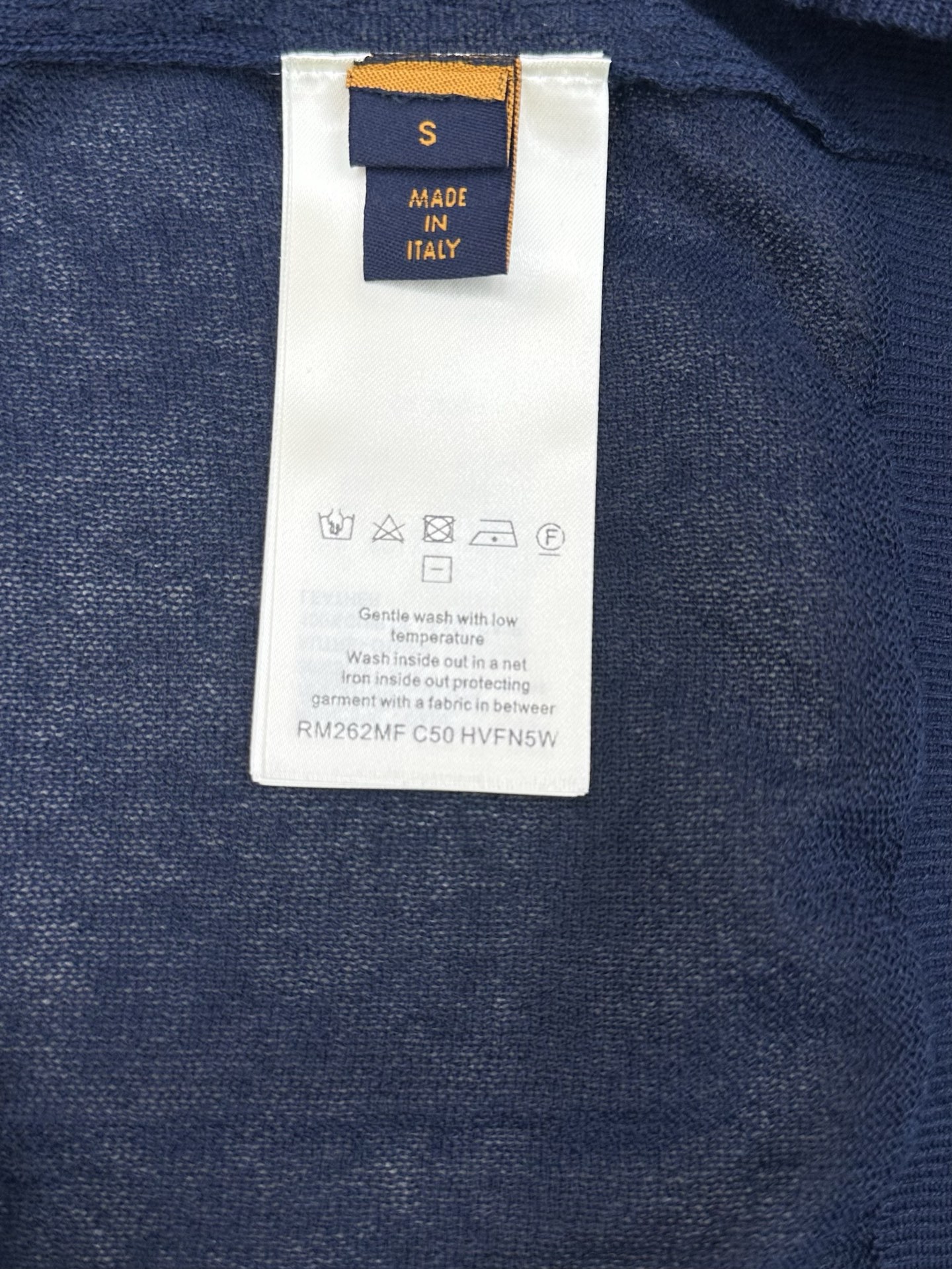 Louis Vuitton 驴家 26ss 新款短袖马球衫以细腻的丝棉混纺面料织就