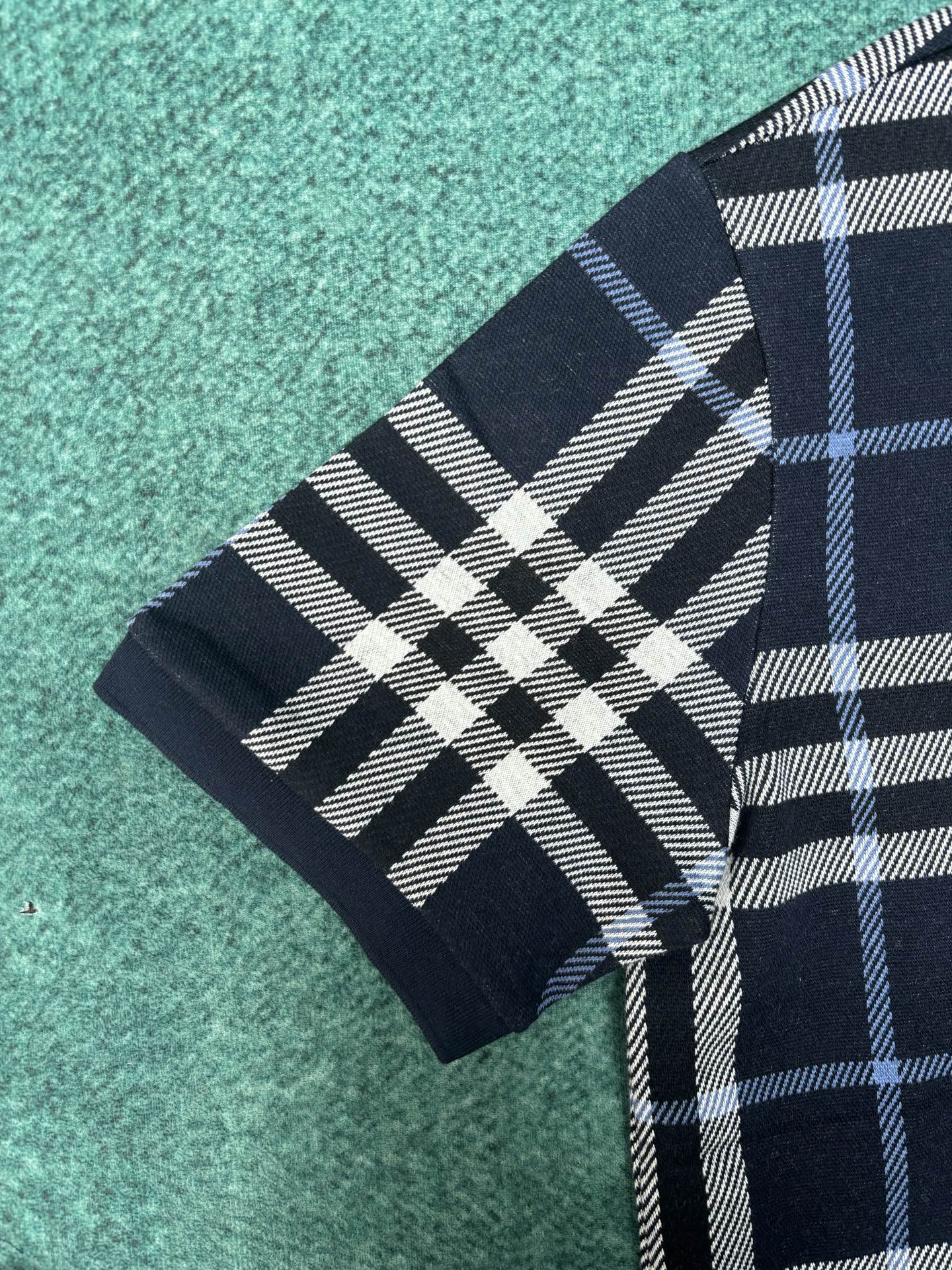 Burberry 巴宝莉 26ss新款 格纹棉质提花直筒短袖 Polo衫 男款 多色