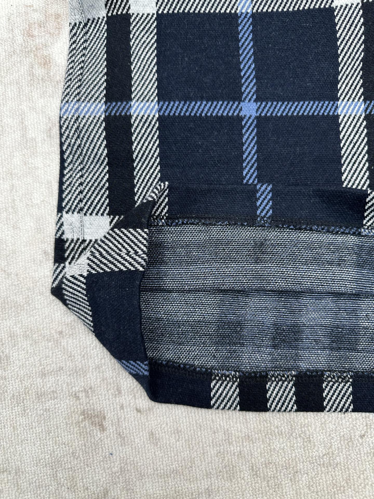 Burberry 巴宝莉 26ss新款 条格纹中腰直筒 休闲短裤 男款 黑色