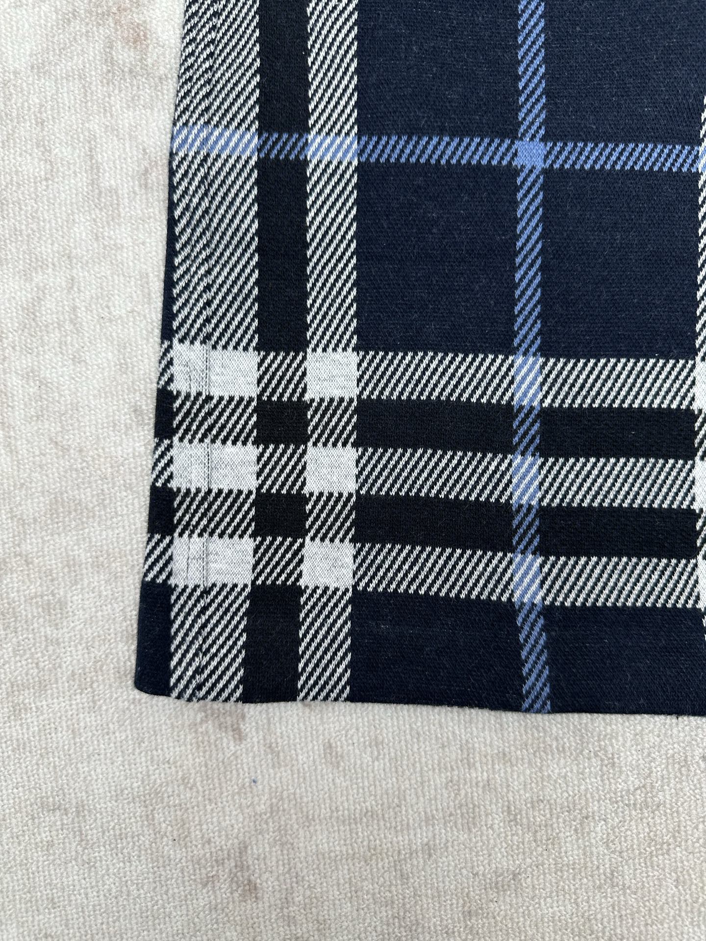 Burberry 巴宝莉 26ss新款 条格纹中腰直筒 休闲短裤 男款 黑色