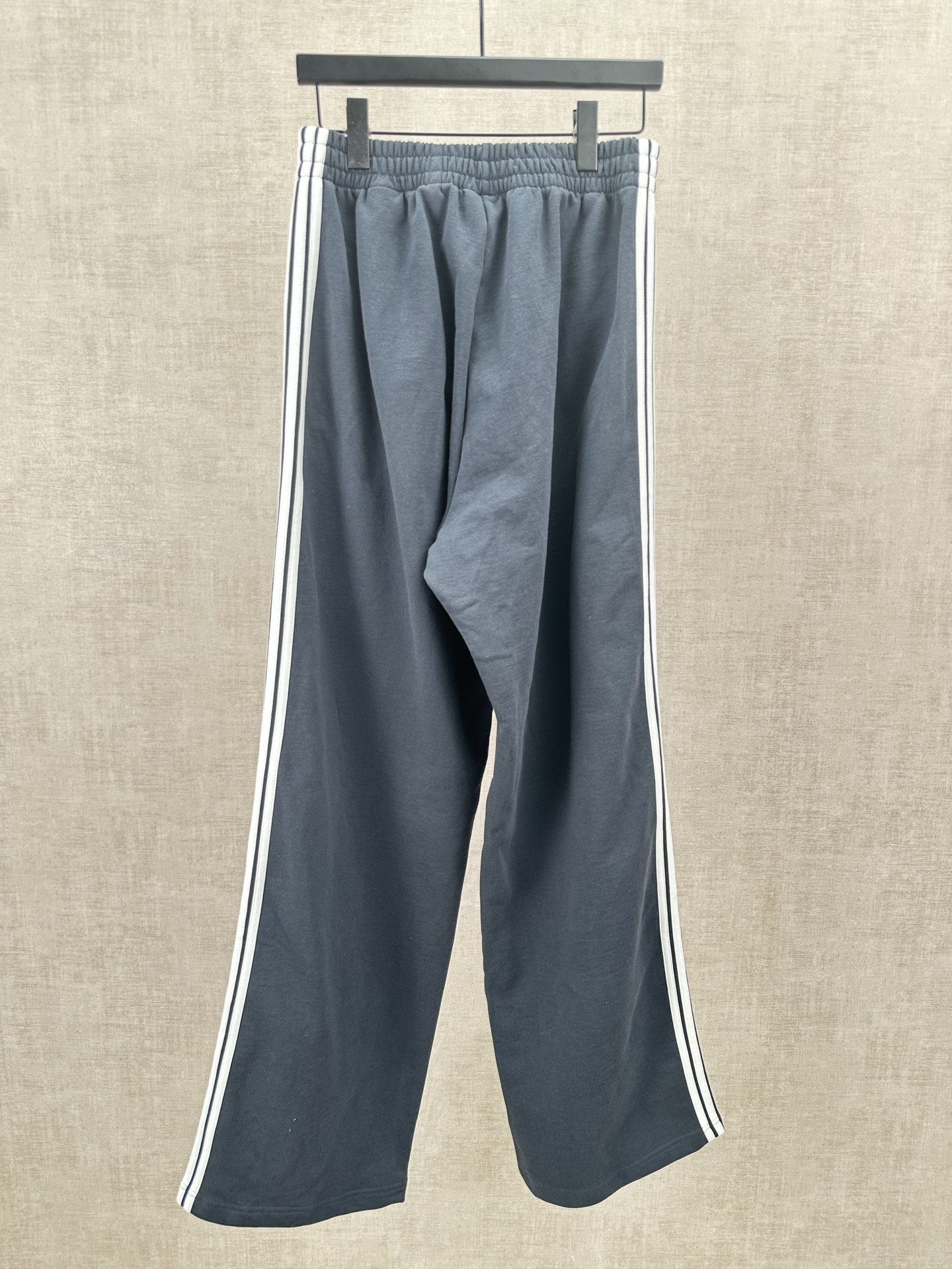 Balenciaga 26ss新款 巴黎世家 条纹Logo松紧直筒 休闲裤 常规版型 男款 蓝色