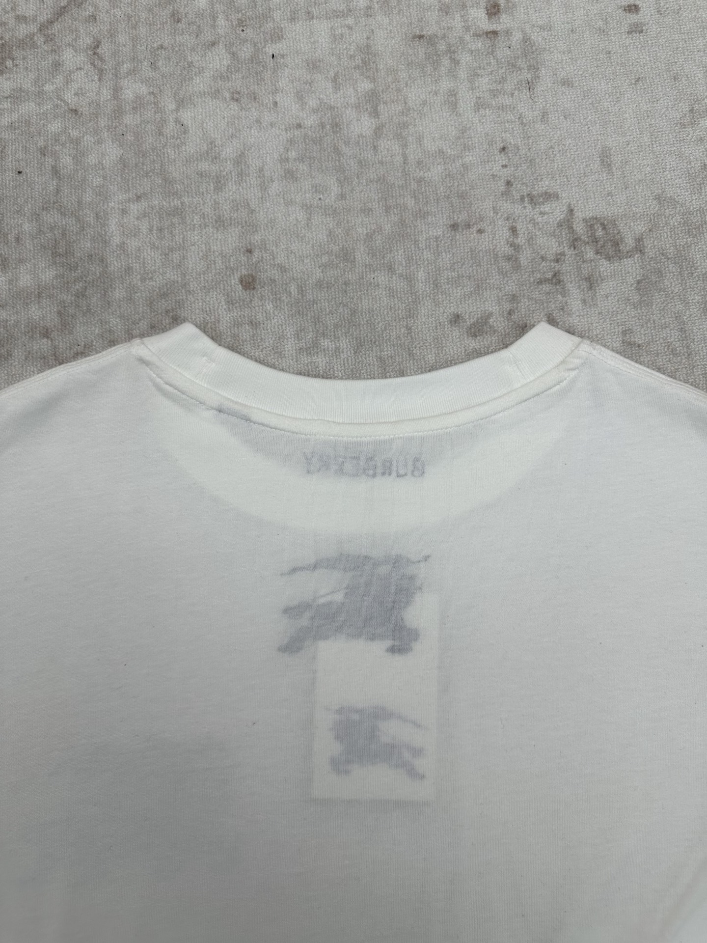 Burberry 巴宝莉 新款ss Logo印花圆领套头短袖 T恤 男款 粉笔白