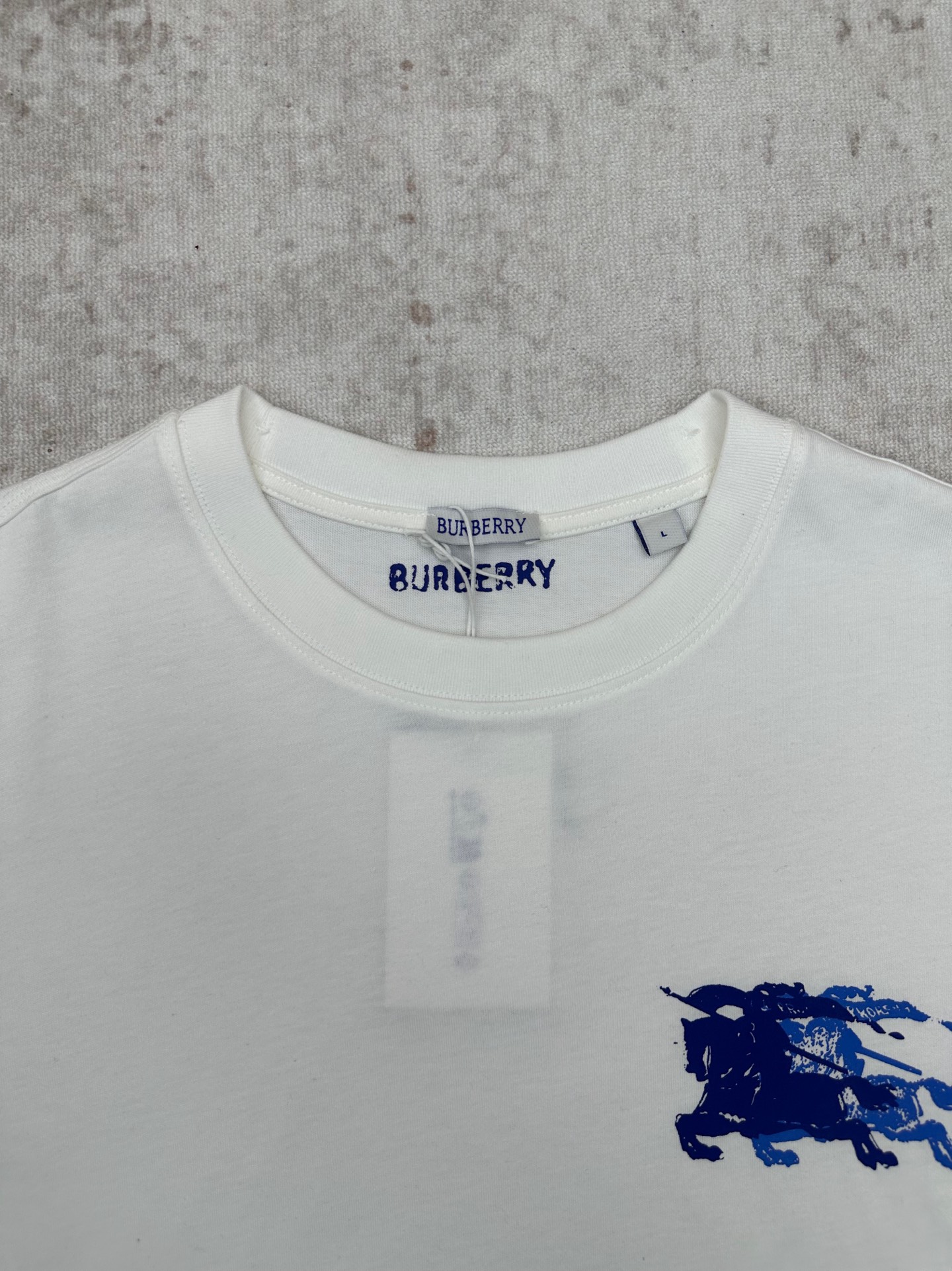 Burberry 巴宝莉 新款ss Logo印花圆领套头短袖 T恤 男款 粉笔白