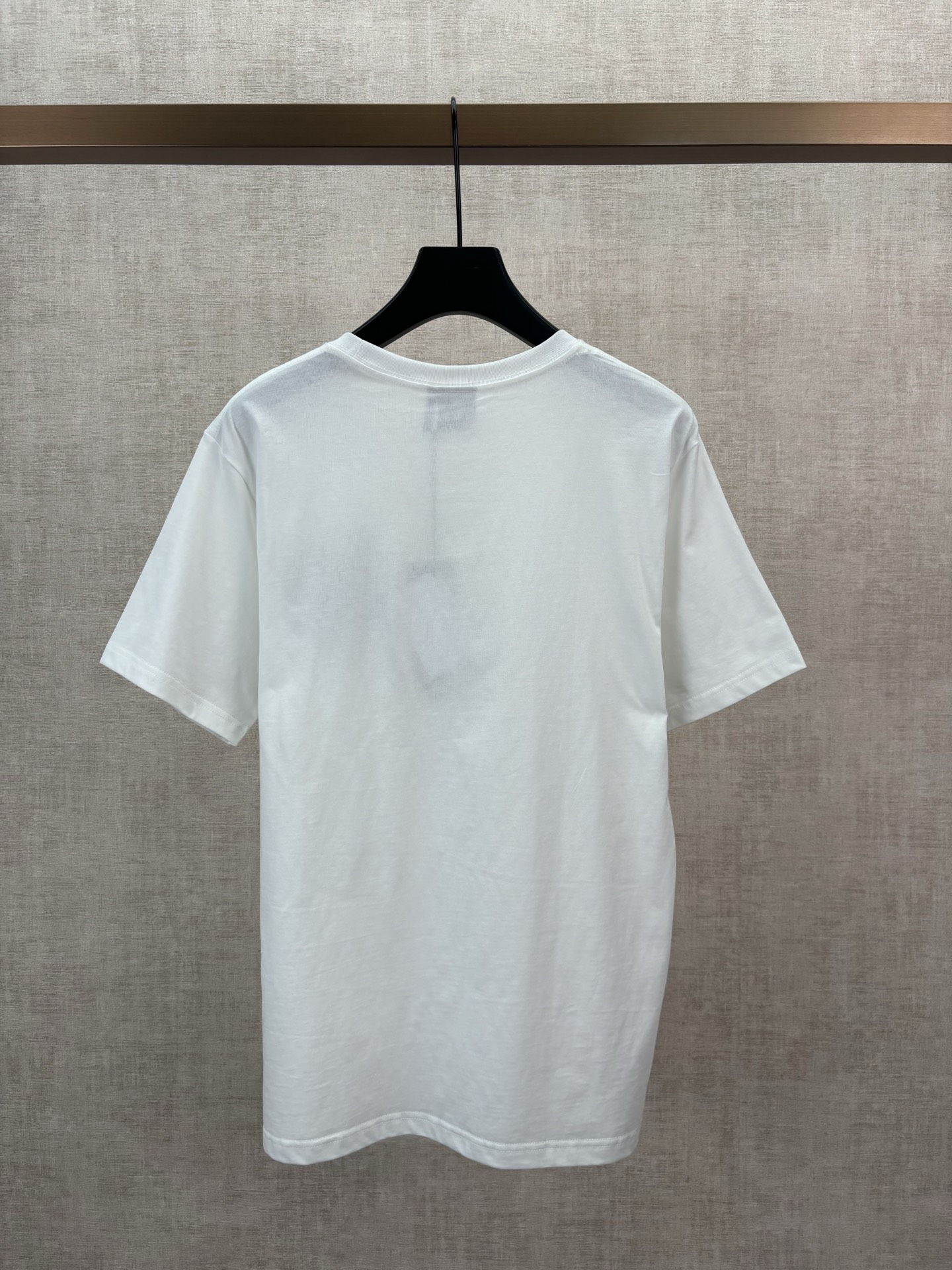 Dior 迪奥 26ss新款 T恤饰以 Dior Blason 图案刺绣
