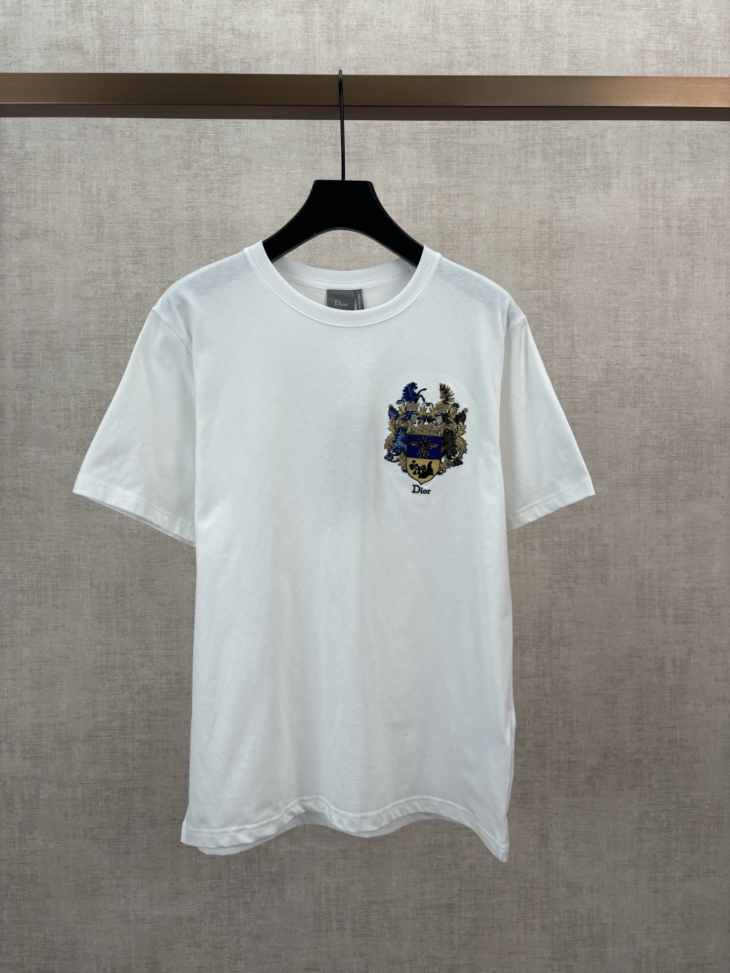 Dior 迪奥 26ss新款 T恤饰以 Dior Blason 图案刺绣