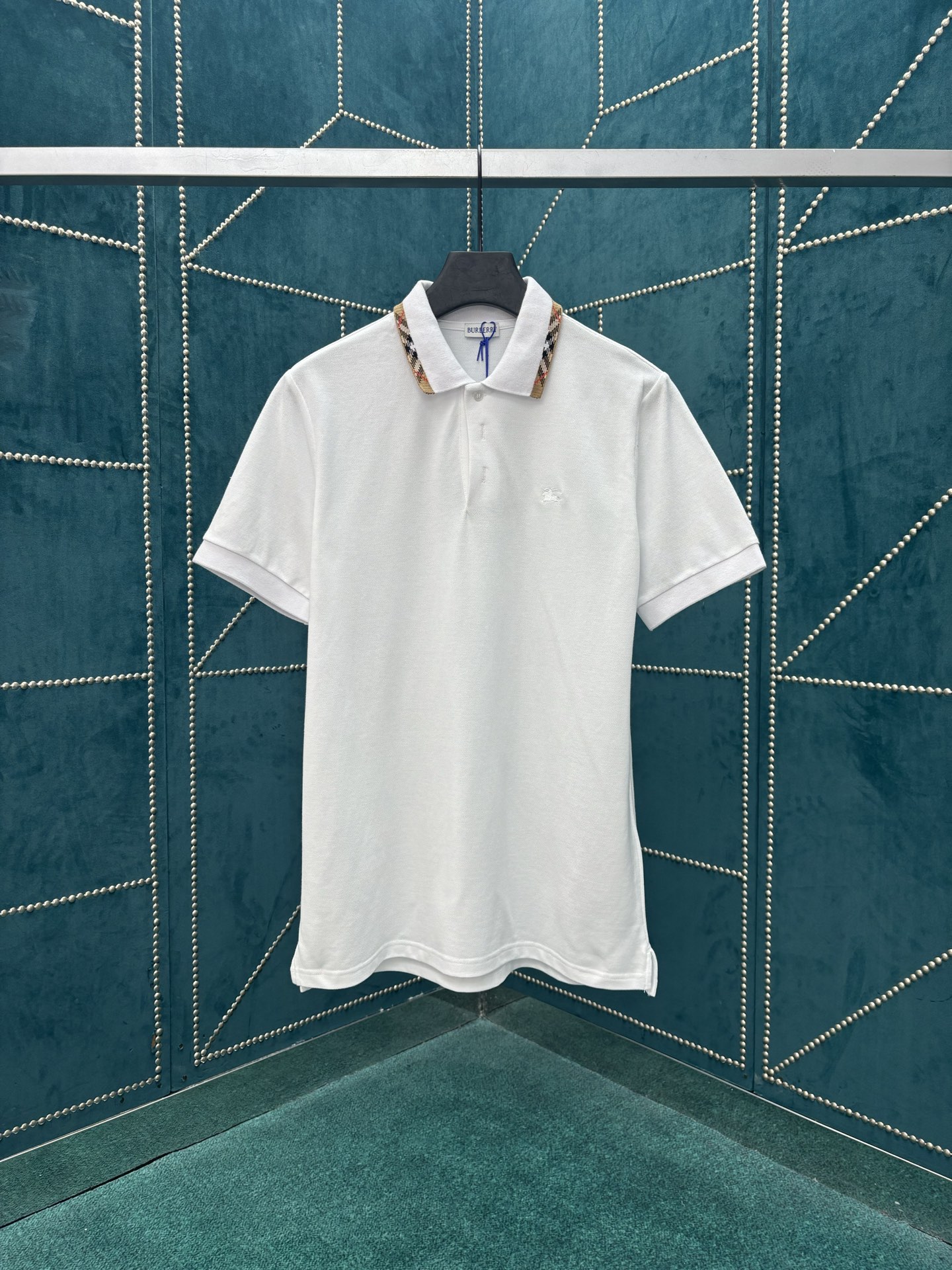 Burberry 巴宝莉 26ss新款 标志性条纹衣领珠地网眼布短袖 Polo衫 男款