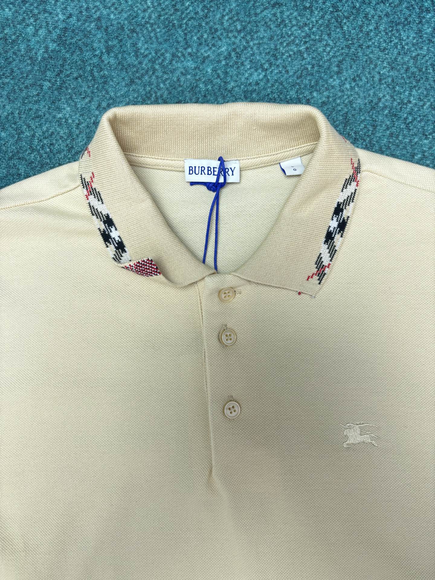 Burberry 巴宝莉 26ss新款 标志性条纹衣领珠地网眼布短袖 Polo衫 男款