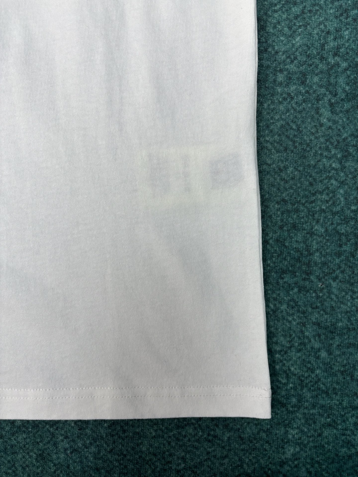 Louis Vuitton 驴家 26ss新款 刺绣圆领短袖T恤 采用12支重磅精梳纯棉平纹面料织造 克重230g