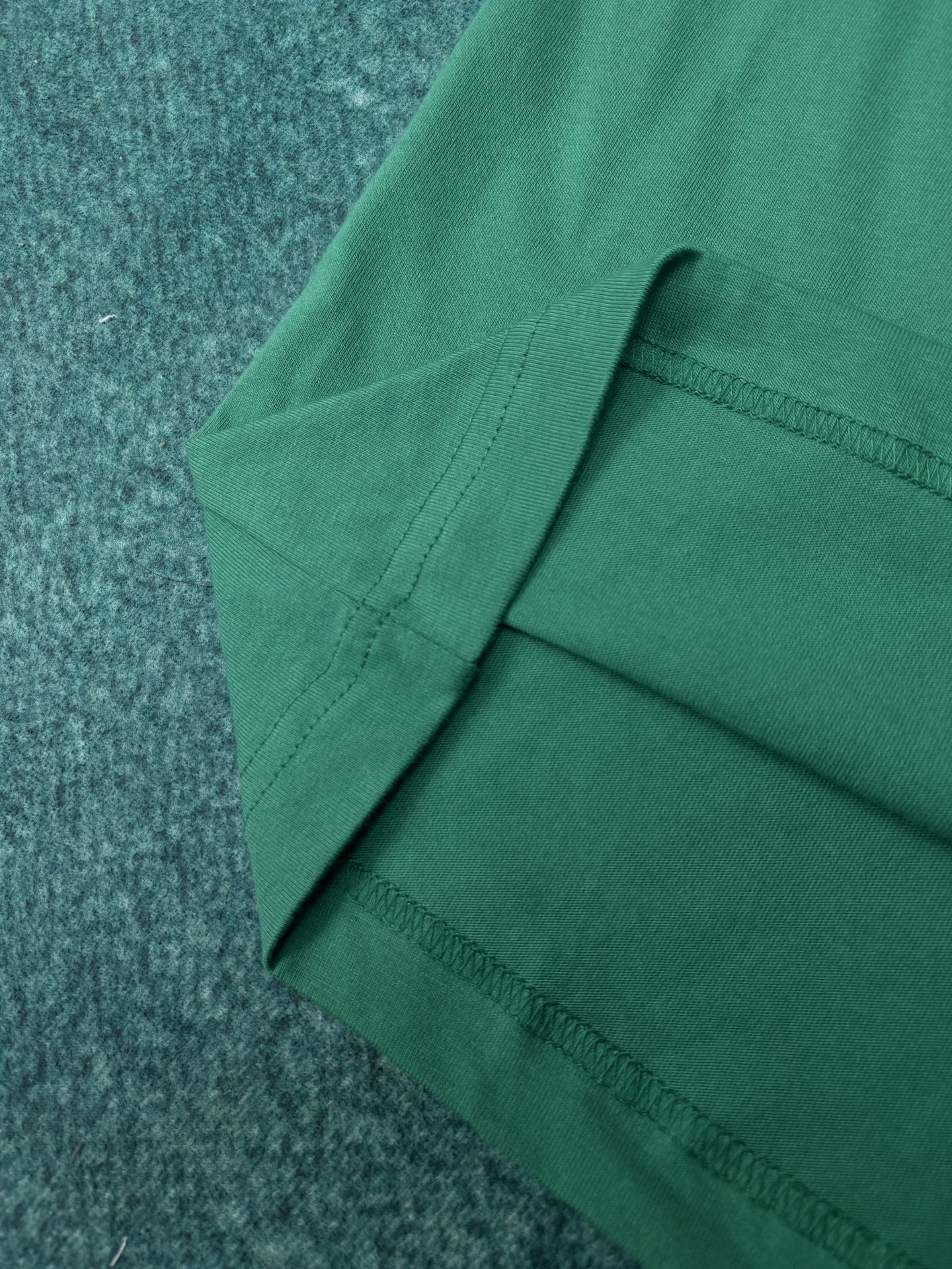 Burberry 巴宝莉 26ss 新款T 恤衫