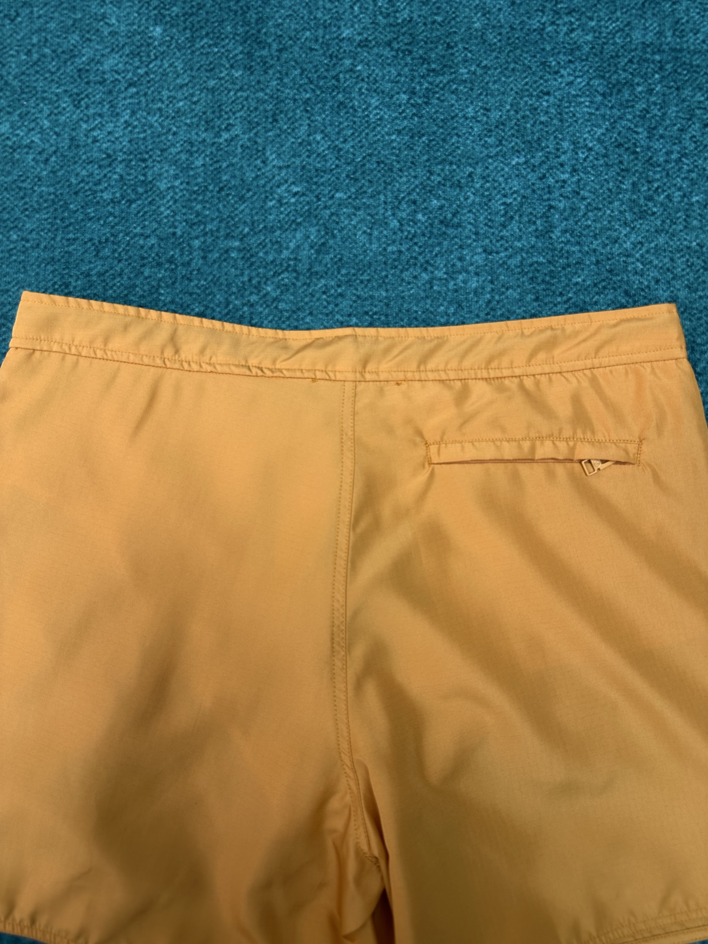 Louis Vuitton 驴家 26ss 新款春季系列 纯色意式口袋 泳裤 男款 高版本
