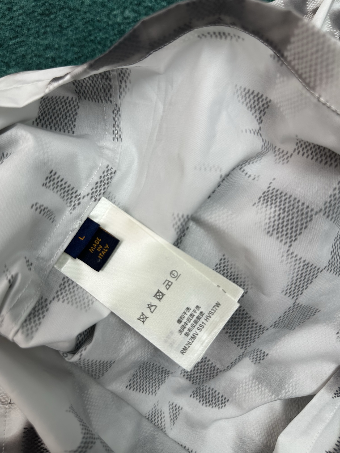 Louis Vuitton 驴家 26ss 新款春季系列方格印花短袖叠印标识衬衫T恤短袖，高版本