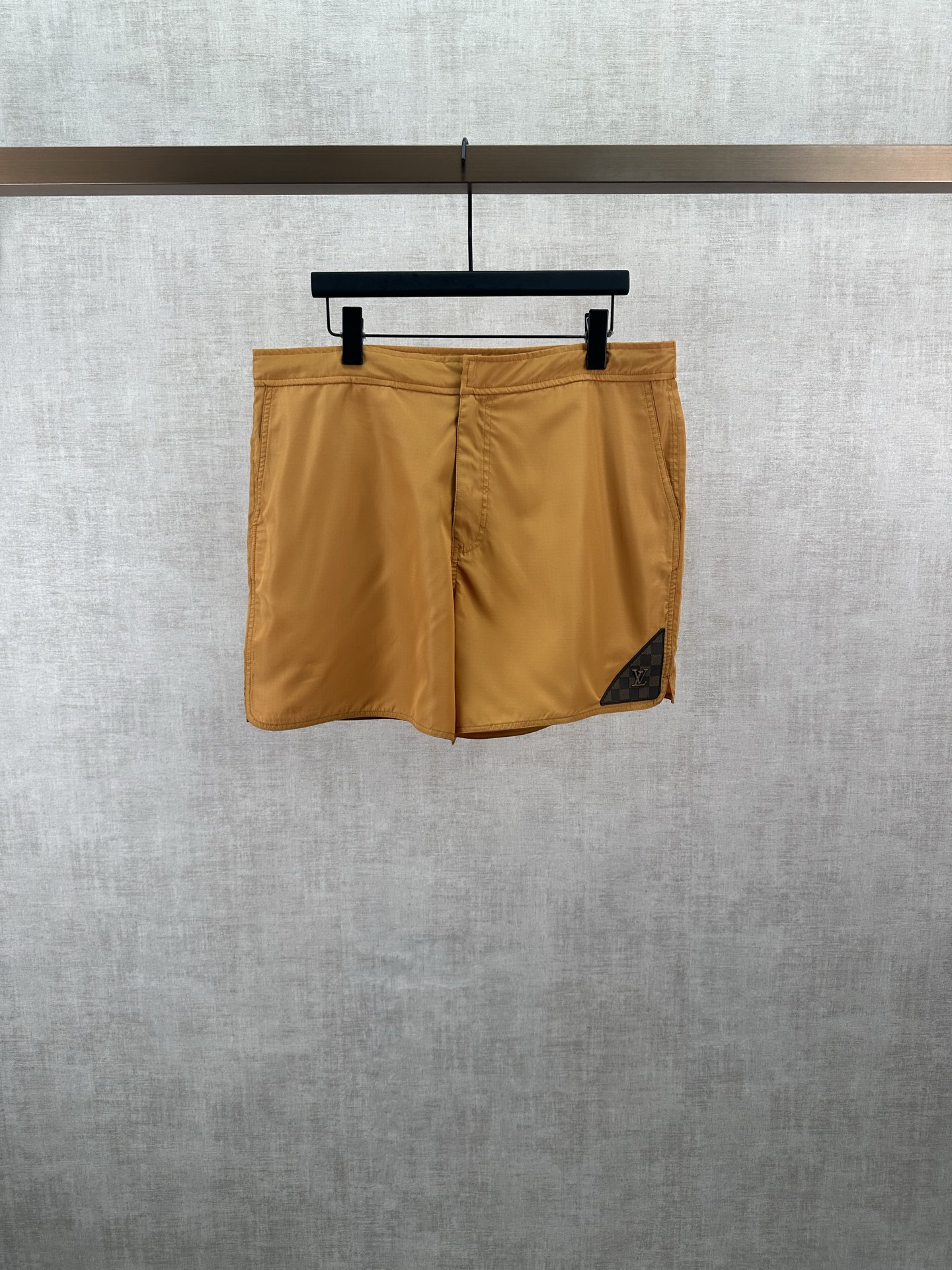 Louis Vuitton 驴家 26ss 新款春季系列 纯色意式口袋 泳裤 男款 高版本