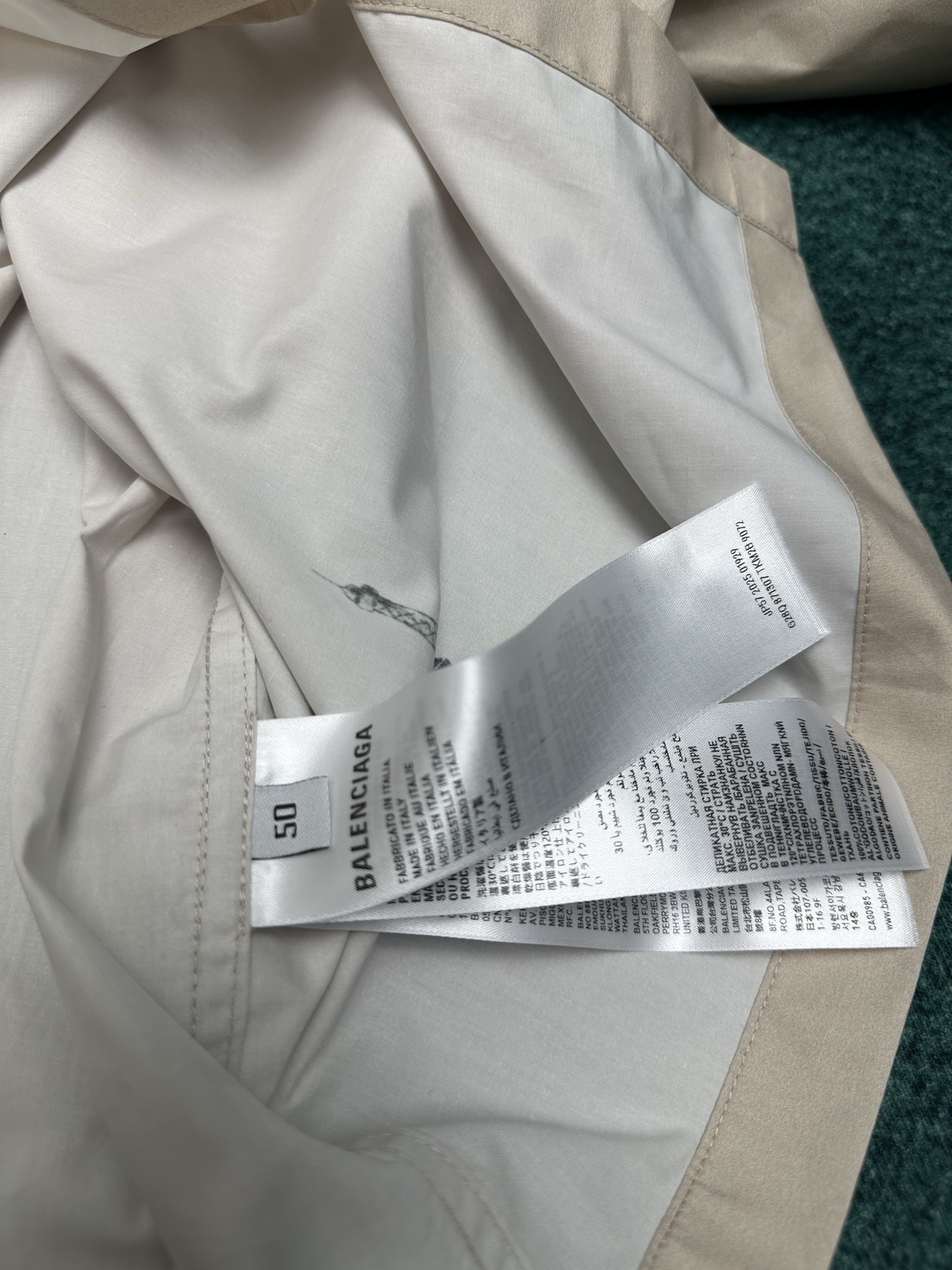 Balenciaga 巴黎 26ss新款Tattoo奶油色廓形衬衫短袖T恤