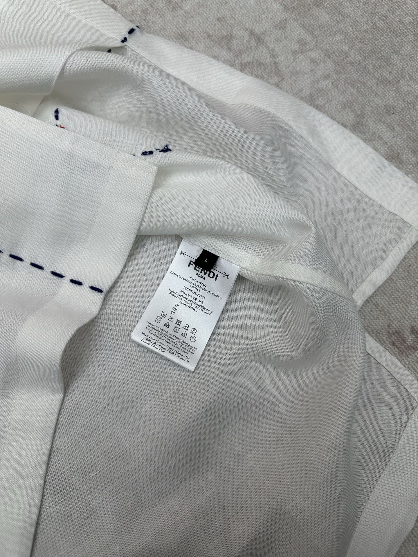 Fendi 芬迪 26ss新款保龄球领和短袖衬衫