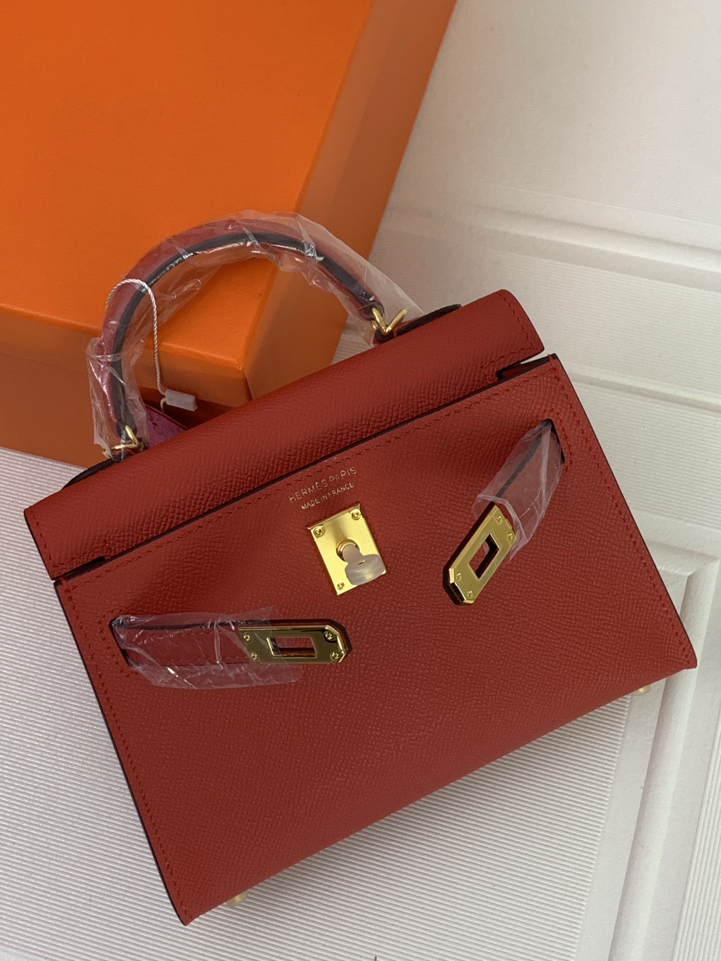 凯莉二代mini  大红金扣 爱马仕Hermes 💤凯莉包kellyHermes经典代表作之一  女士手