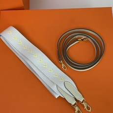 凯莉二代mini 奶昔白金扣 爱马仕Hermes 💤凯莉包kellyHermes经典代表作之一 女士 凯莉二代mini 奶昔白金扣 爱马仕Hermes 💤凯莉包kellyHermes经典代表作之一 女士