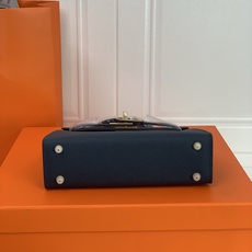 凯莉二代mini 宝蓝色金扣 爱马仕Hermes 💤凯莉包kellyHermes经典代表作之一 女士 凯莉二代mini 宝蓝色金扣 爱马仕Hermes 💤凯莉包kellyHermes经典代表作之一 女士