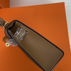 凯莉二代mini 金棕色金扣 爱马仕Hermes 💤凯莉包kellyHermes经典代表作之一 女士 凯莉二代mini 金棕色金扣 爱马仕Hermes 💤凯莉包kellyHermes经典代表作之一 女士