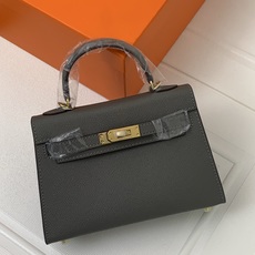 凯莉二代mini 锡器灰金扣 爱马仕Hermes 💤凯莉包kellyHermes经典代表作之一 女士 凯莉二代mini 锡器灰金扣 爱马仕Hermes 💤凯莉包kellyHermes经典代表作之一 女士