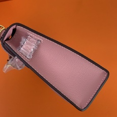 凯莉二代mini 樱花粉金扣 爱马仕Hermes 💤凯莉包kellyHermes经典代表作之一 女士 凯莉二代mini 樱花粉金扣 爱马仕Hermes 💤凯莉包kellyHermes经典代表作之一 女士