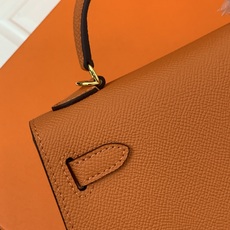 凯莉二代mini 橙色金扣 爱马仕Hermes 💤凯莉包kellyHermes经典代表作之一 女士手 凯莉二代mini 橙色金扣 爱马仕Hermes 💤凯莉包kellyHermes经典代表作之一 女士手