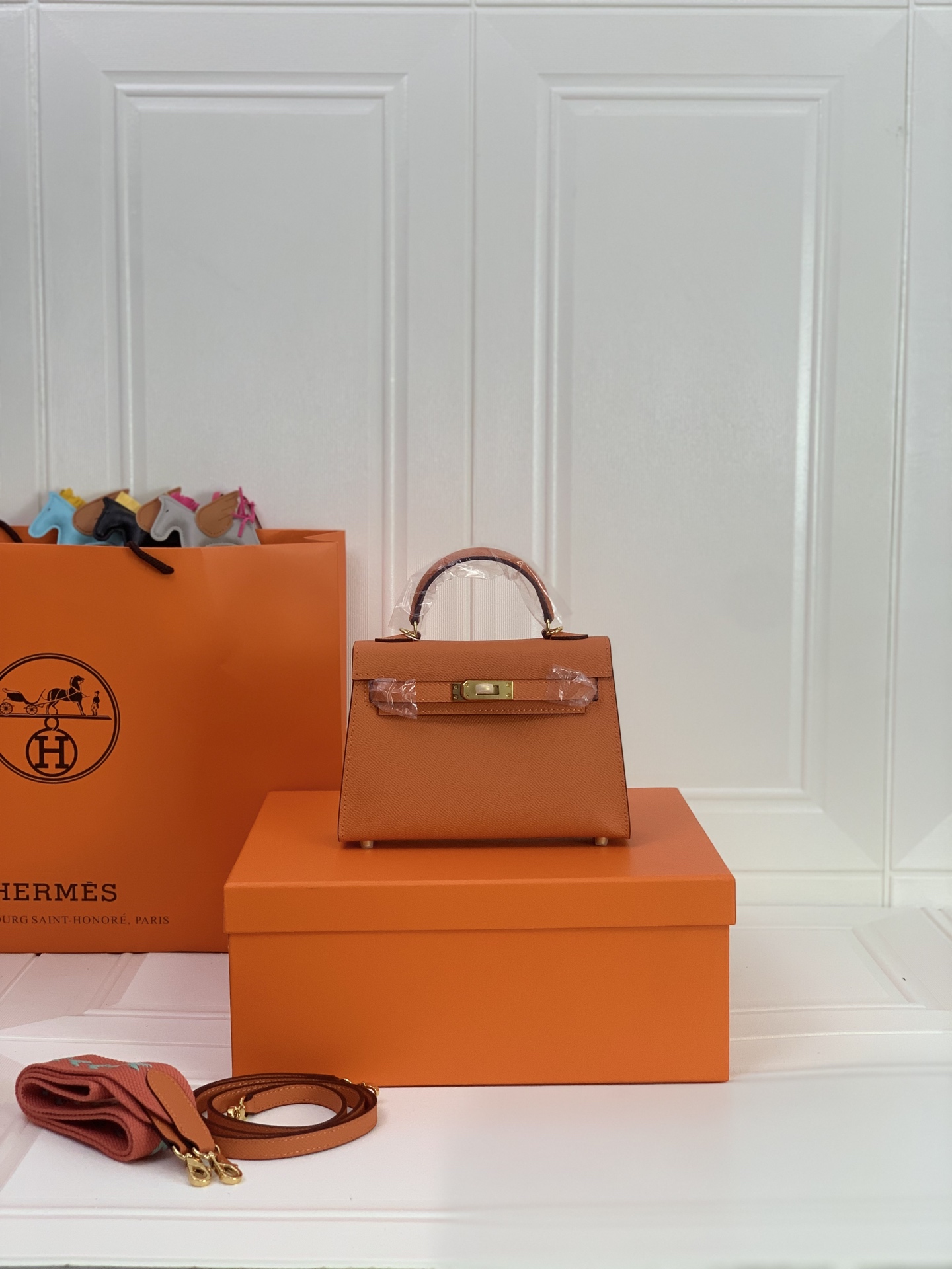 凯莉二代mini  橙色金扣 爱马仕Hermes 💤凯莉包kellyHermes经典代表作之一  女士手