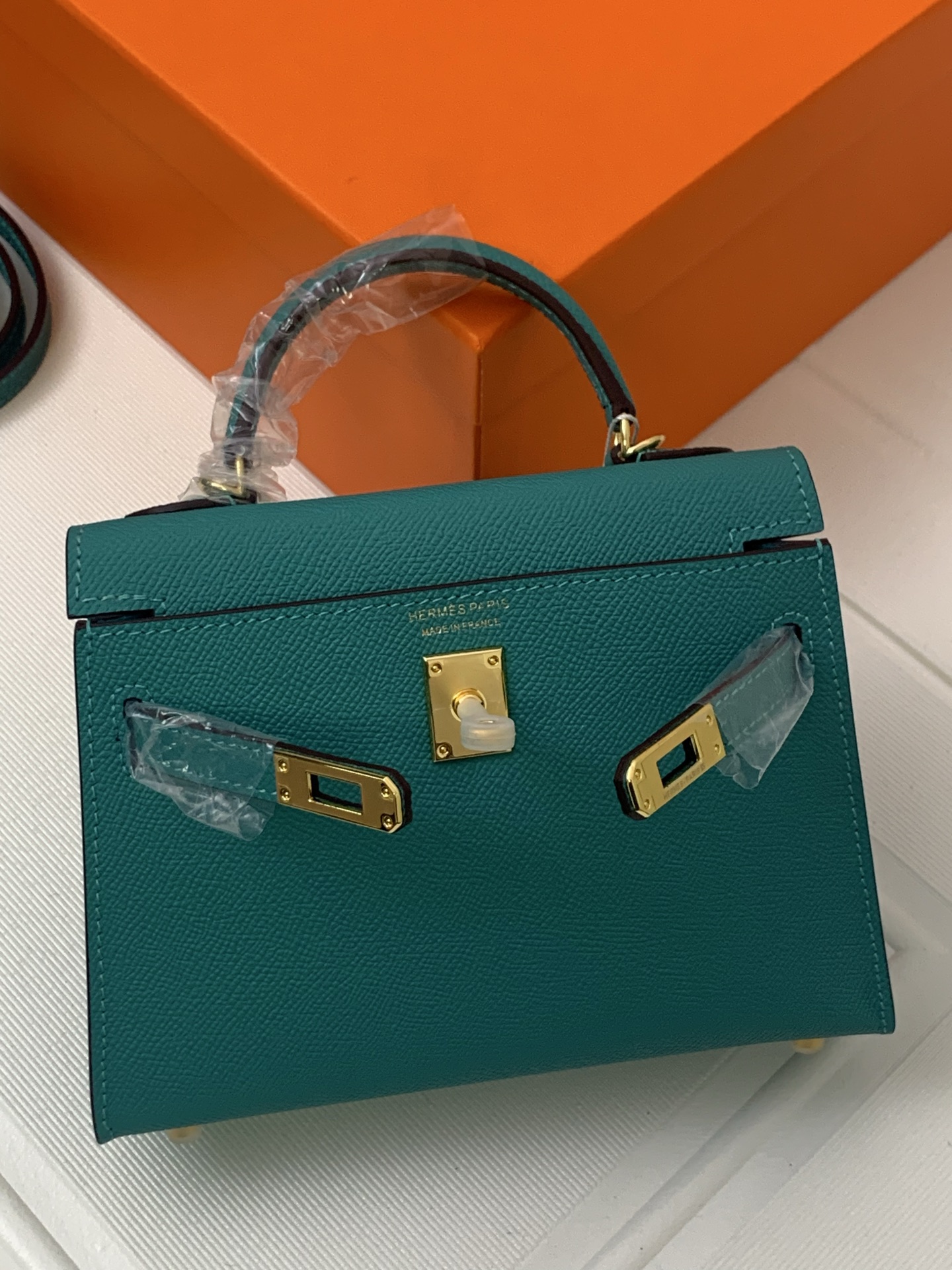 凯莉二代mini  孔雀绿金扣 爱马仕Hermes 💤凯莉包kellyHermes经典代表作之一  女士