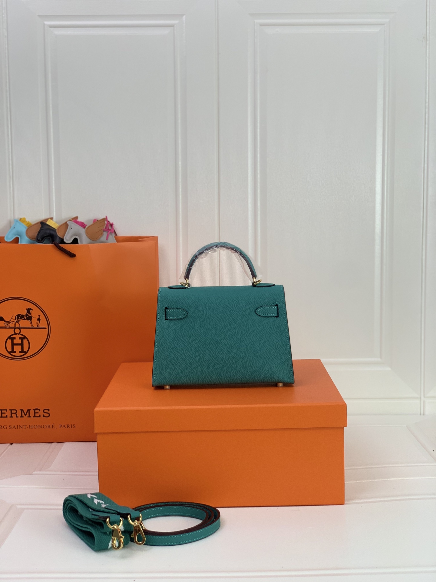 凯莉二代mini  孔雀绿金扣 爱马仕Hermes 💤凯莉包kellyHermes经典代表作之一  女士