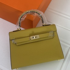 凯莉二代mini 大黄金扣 爱马仕Hermes 💤凯莉包kellyHermes经典代表作之一 女士手 凯莉二代mini 大黄金扣 爱马仕Hermes 💤凯莉包kellyHermes经典代表作之一 女士手