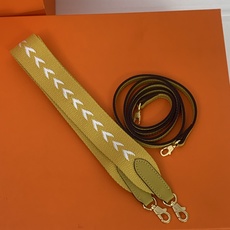 凯莉二代mini 大黄金扣 爱马仕Hermes 💤凯莉包kellyHermes经典代表作之一 女士手 凯莉二代mini 大黄金扣 爱马仕Hermes 💤凯莉包kellyHermes经典代表作之一 女士手