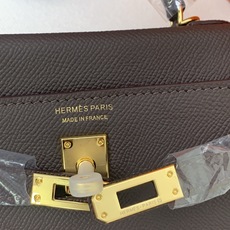 凯莉二代mini 乌木色金扣 爱马仕Hermes 💤凯莉包kellyHermes经典代表作之一 女士 凯莉二代mini 乌木色金扣 爱马仕Hermes 💤凯莉包kellyHermes经典代表作之一 女士