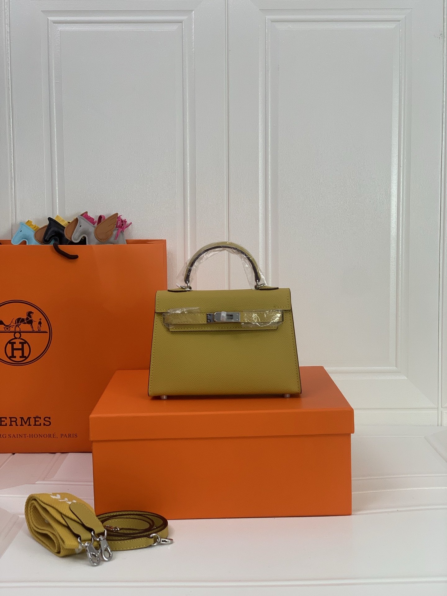 凯莉二代mini  大黄银扣 爱马仕Hermes 💤凯莉包kellyHermes经典代表作之一  女士手