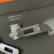 凯莉二代mini 锡器灰银扣 爱马仕Hermes 💤凯莉包kellyHermes经典代表作之一 女士 凯莉二代mini 锡器灰银扣 爱马仕Hermes 💤凯莉包kellyHermes经典代表作之一 女士