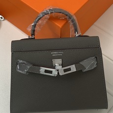 凯莉二代mini 锡器灰银扣 爱马仕Hermes 💤凯莉包kellyHermes经典代表作之一 女士 凯莉二代mini 锡器灰银扣 爱马仕Hermes 💤凯莉包kellyHermes经典代表作之一 女士